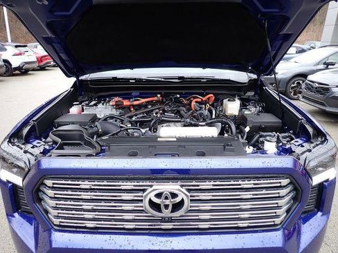 Certified 2025 Toyota Tacoma Limited image 15