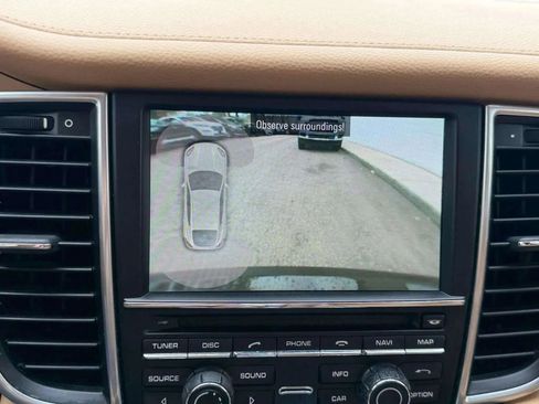 Used 2011 Porsche Panamera 4 image 35