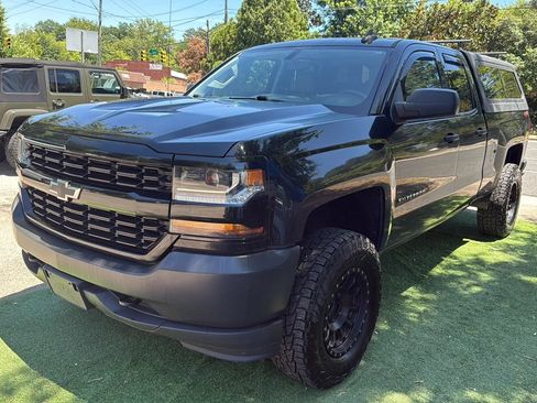 Used 2018 Chevrolet Silverado 1500 W/T w/ Black Out Edition AWD/4WD image 3