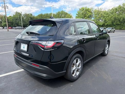 Certified 2024 Honda HR-V LX image 5