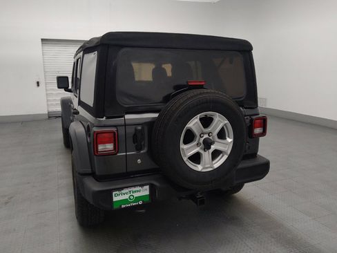 Used 2018 Jeep Wrangler Unlimited Sport S AWD/4WD image 6