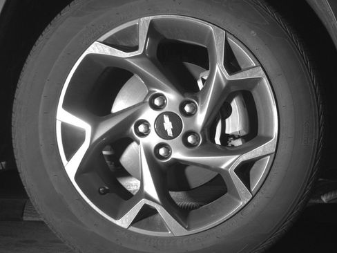 Used 2025 Chevrolet Trax LT image 13