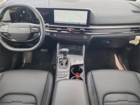 New 2026 Kia Sportage SX image 18