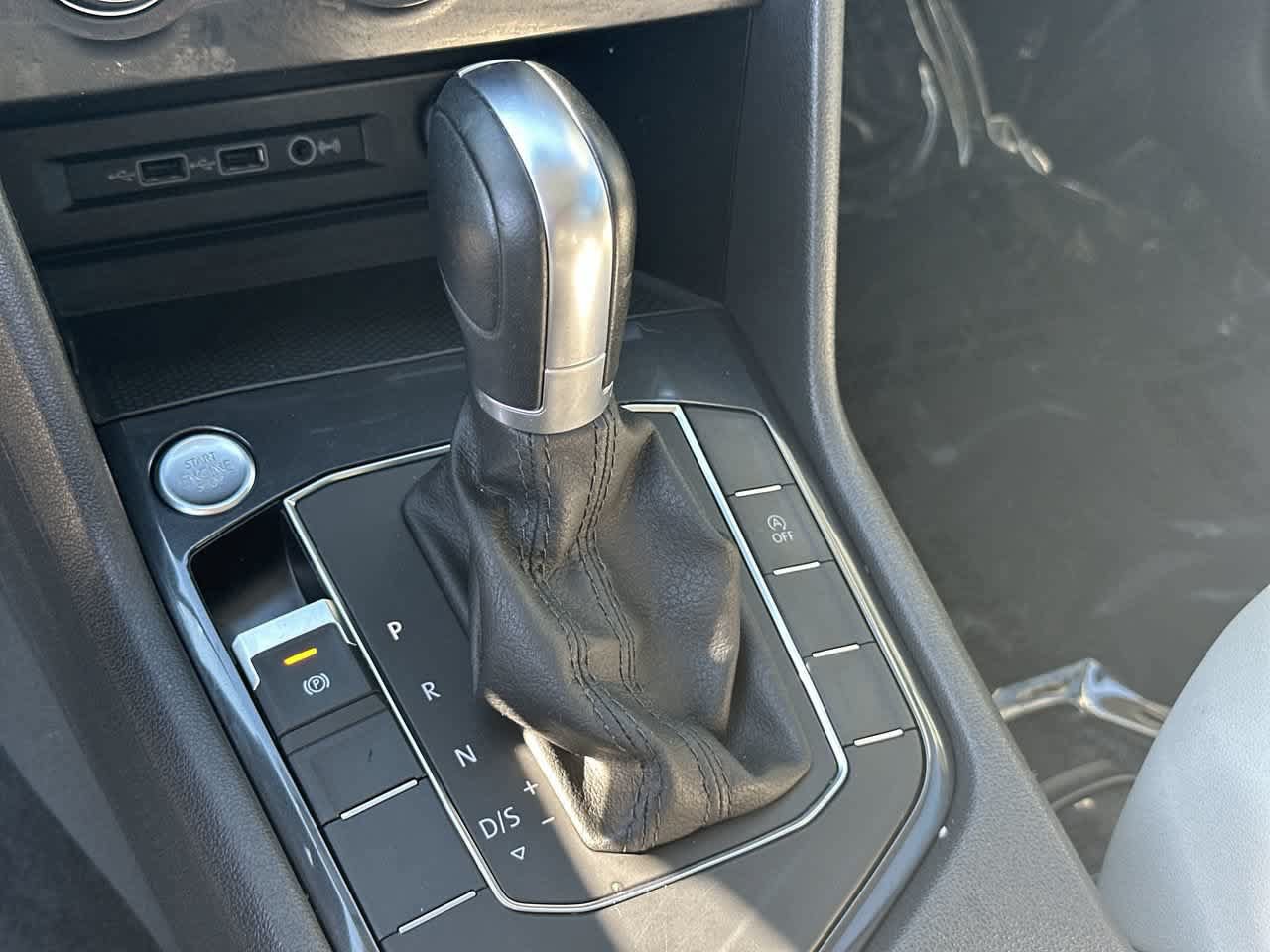 Used 2019 Volkswagen Tiguan SE w/ Panoramic Sunroof Package FWD image 27