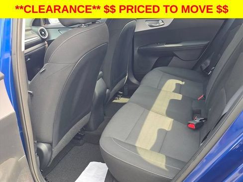 Used 2024 Kia Forte LXS w/ LXS Technology Package FWD image 17