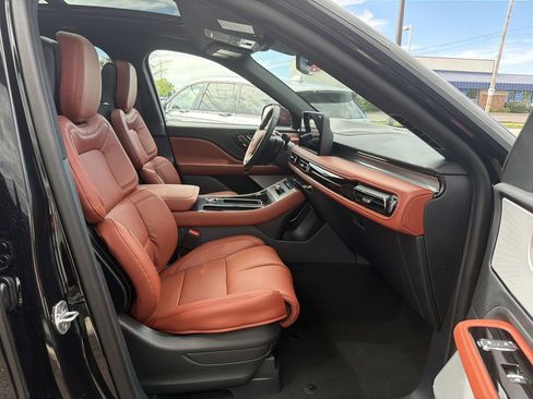 New 2026 Lincoln Aviator Reserve AWD/4WD image 7