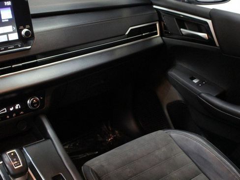 Used 2023 Mitsubishi Outlander SE image 26
