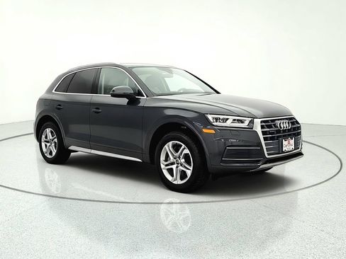 Used 2018 Audi Q5 2.0T Premium Plus w/ Premium Plus Package AWD/4WD image 9
