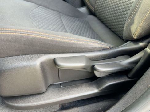 Used 2018 GMC Terrain SLE image 13