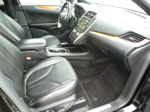 Used 2017 Lincoln MKC Reserve w/ Lincoln MKC Climate Package AWD/4WD image 37