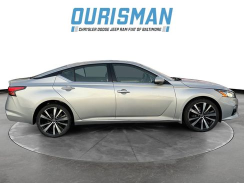 Used 2019 Nissan Altima 2.5 Platinum image 7