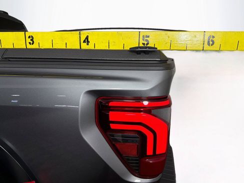 Used 2025 Ford F150 Raptor AWD/4WD image 40