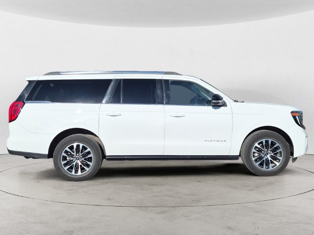 Certified 2025 Ford Expedition Max Platinum AWD/4WD image 4