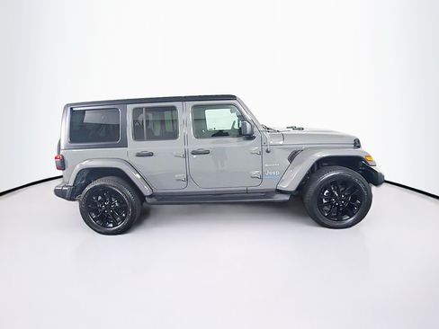 Used 2023 Jeep Wrangler Unlimited Sahara w/ Cold Weather Group AWD/4WD image 10