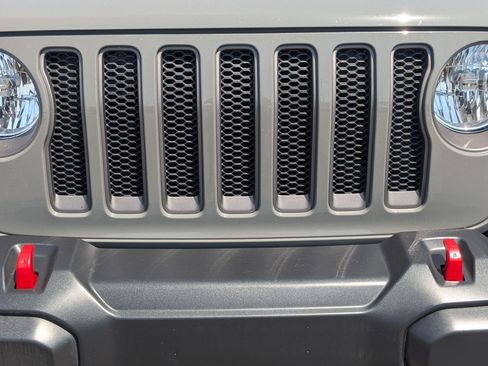 Used 2021 Jeep Wrangler Unlimited Rubicon AWD/4WD image 10
