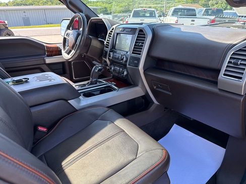 Used 2016 Ford F150 King Ranch w/ Equipment Group 601A Luxury AWD/4WD image 50