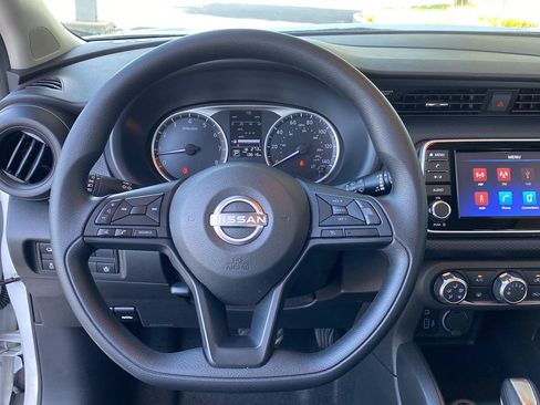 Certified 2025 Nissan Kicks Play S FWD image 27