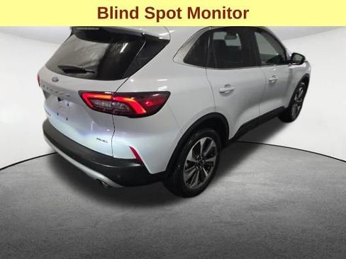 Used 2025 Ford Escape Platinum image 5