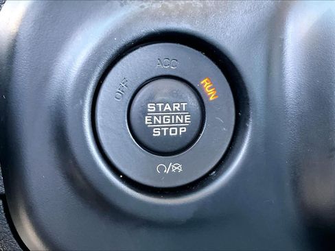 Used 2021 Jeep Wrangler Unlimited Sport image 35