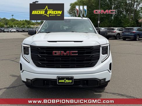 Used 2023 GMC Sierra 1500 Elevation AWD/4WD image 5