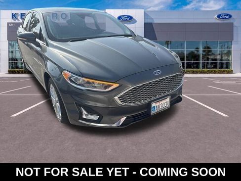 Used 2020 Ford Fusion Energi Titanium FWD image 1