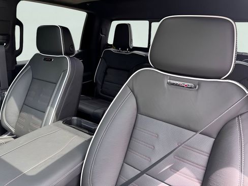 New 2026 GMC Sierra 1500 AT4X AWD/4WD image 10