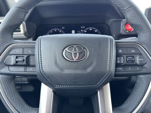 New 2026 Toyota Tacoma TRD Off-Road AWD/4WD image 15
