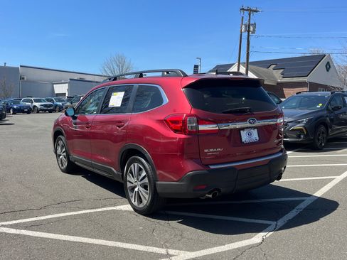 Used 2019 Subaru Ascent Premium AWD/4WD image 3