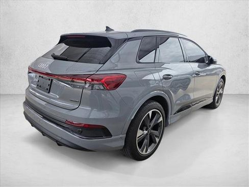 Used 2024 Audi Q4 e-tron Premium Plus w/ Premium Plus image 4