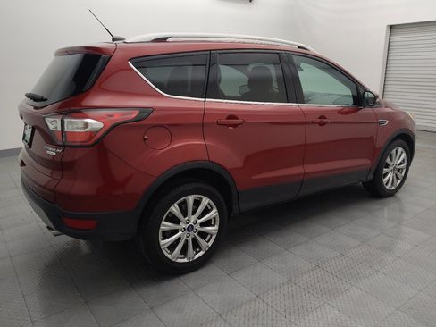 Used 2017 Ford Escape Titanium image 10