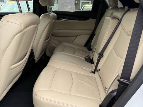 Used 2019 Cadillac XT5 Luxury AWD/4WD image 15