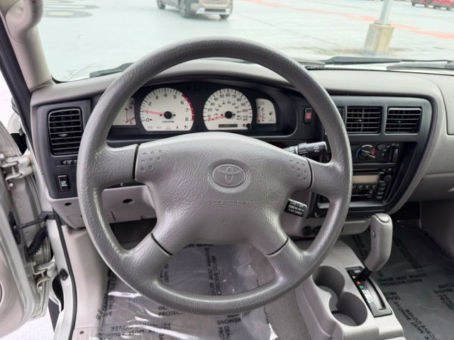 Used 2004 Toyota Tacoma PreRunner w/ Convenience Pkg RWD image 12
