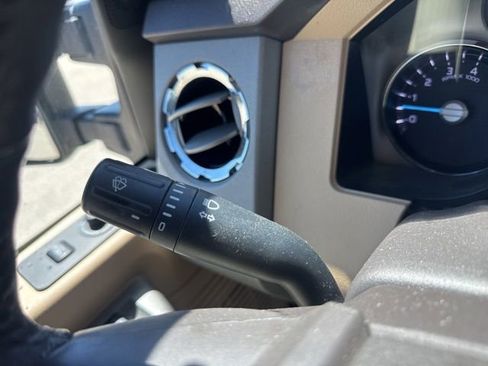 Used 2016 Ford F250 Lariat w/ Lariat Ultimate Package AWD/4WD image 33