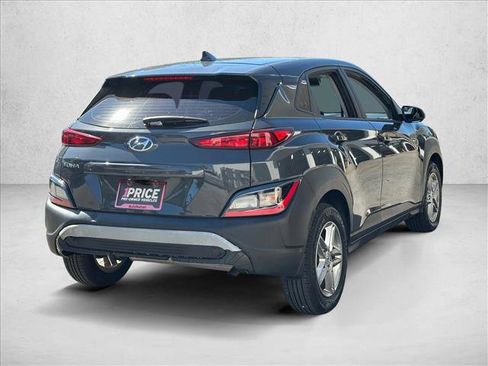 Used 2023 Hyundai Kona SE w/ Cargo Package image 5