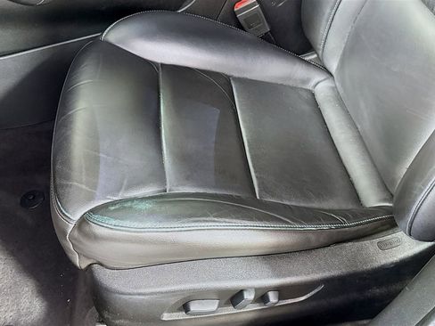 Used 2019 Cadillac XT4 Premium Luxury image 22