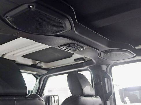 Used 2020 Jeep Gladiator Rubicon image 30