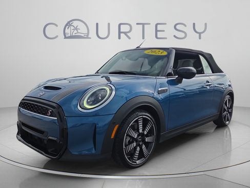 Used 2023 MINI Cooper S FWD image 1