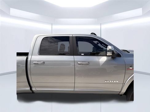 Used 2021 RAM 3500 Laramie w/ Safety Group B AWD/4WD image 6