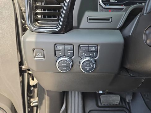 Used 2023 GMC Sierra 1500 AT4 w/ AT4 Preferred Package AWD/4WD image 27