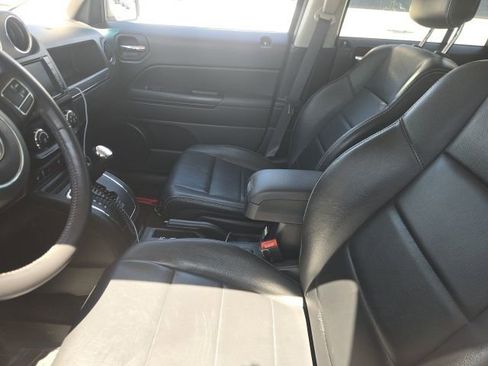 Used 2016 Jeep Patriot High Altitude image 6