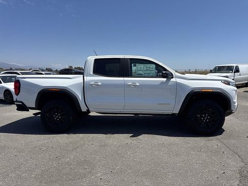 New 2026 GMC Canyon Elevation w/ Convenience Package AWD/4WD image 3