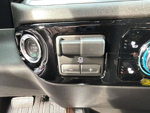 New 2026 GMC Sierra 1500 Elevation image 21