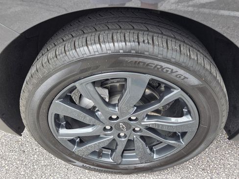 Certified 2023 Chevrolet Equinox RS w/ RS Leather Package FWD image 11