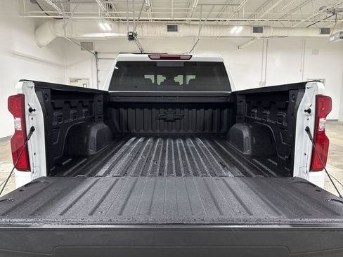 New 2026 Chevrolet Silverado 1500 RST w/ Convenience Package II AWD/4WD image 24