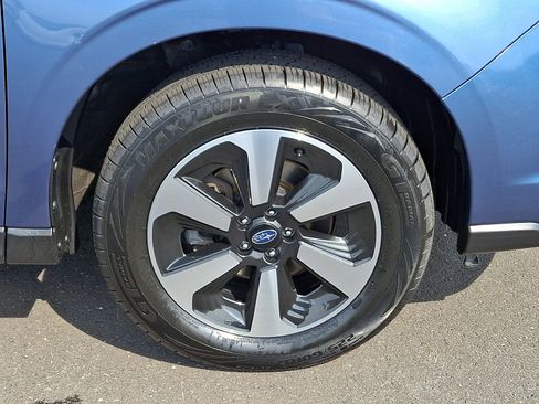 Used 2018 Subaru Forester 2.5i Limited AWD/4WD image 8