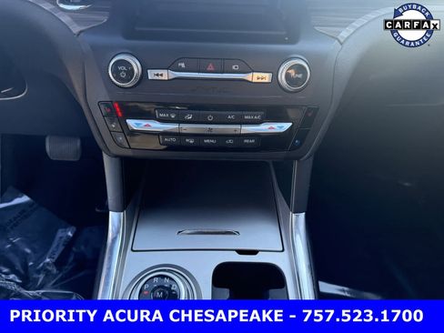 Used 2020 Ford Explorer Limited image 18