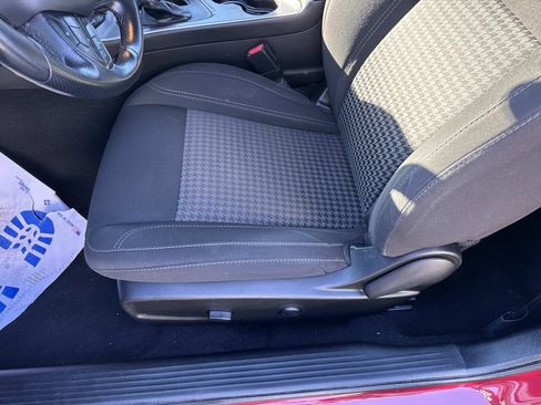 Certified 2022 Dodge Challenger SXT w/ Blacktop Package image 16