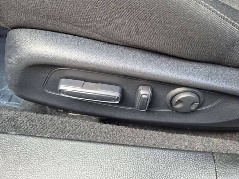 Used 2025 Honda Accord SE image 14