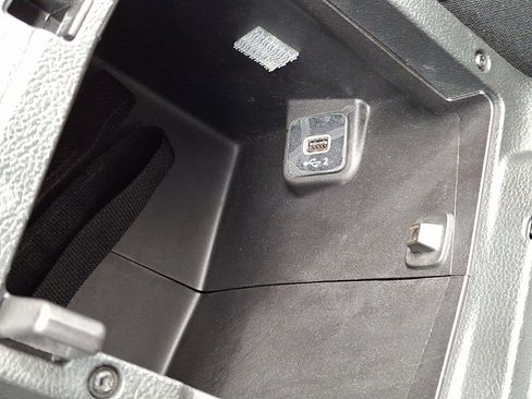 Used 2022 Jeep Wrangler Unlimited Rubicon image 25