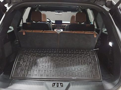Used 2023 Lincoln Aviator Reserve w/ Equipment Group 201A AWD/4WD image 23